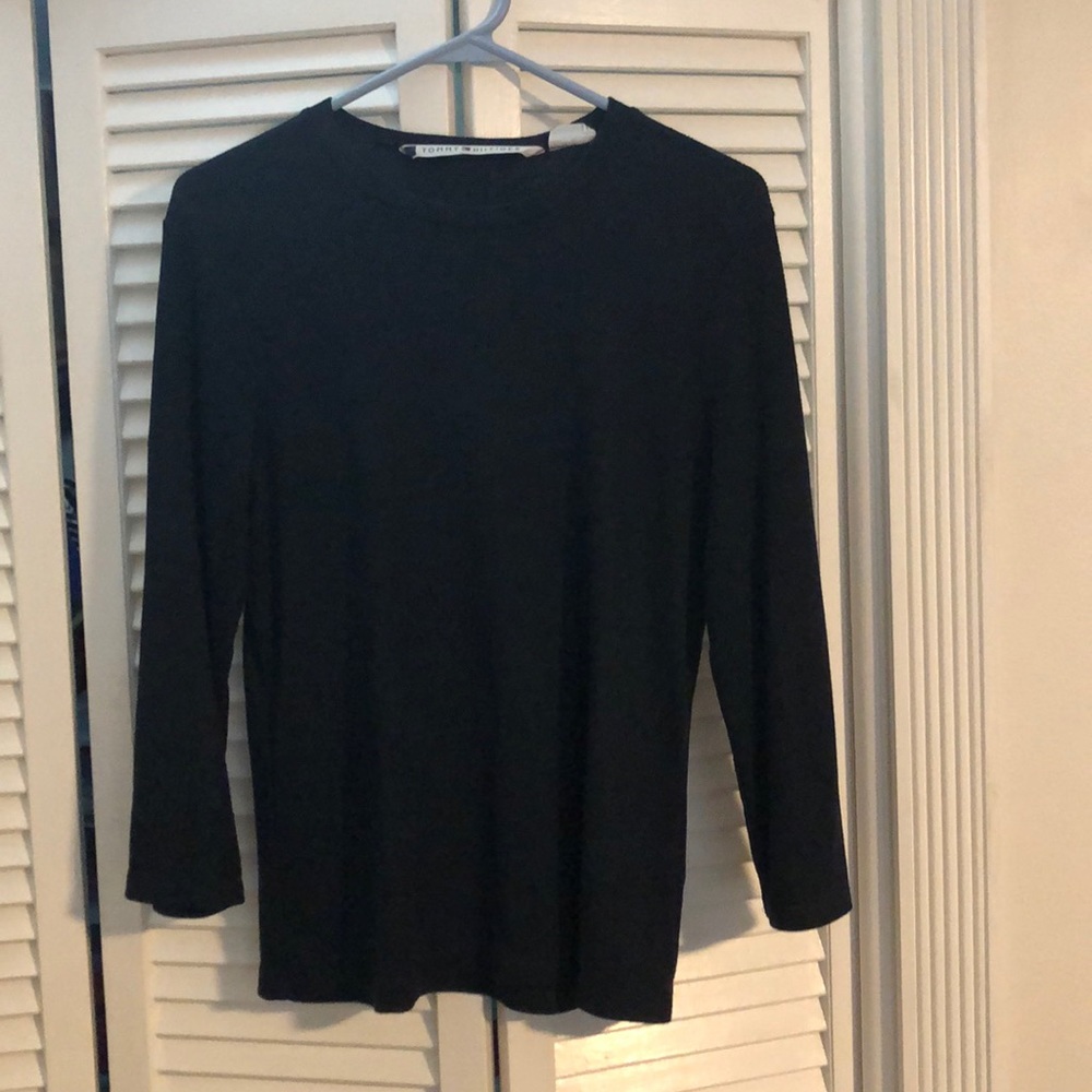 Dark navy blue tight knit sweater.